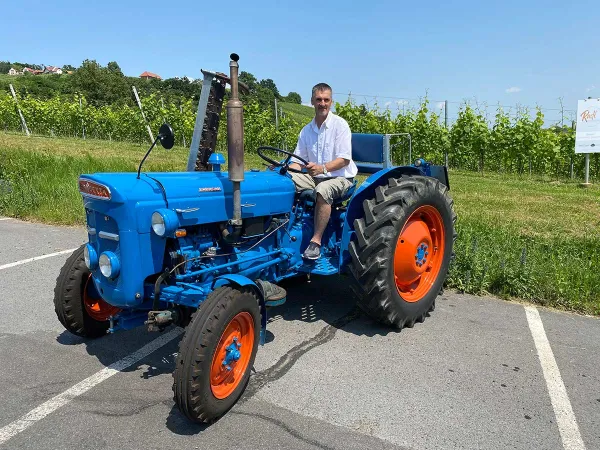 Fordson Super Dexta von Gwaltl Franz (Baujahr 1963) – Traktor-Oldtimer-Club Markt Hartmannsdorf
