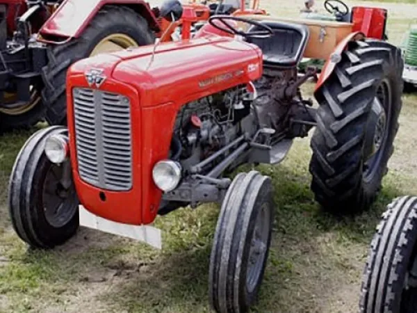 Ferguson Massay 35x von Grabner Gottfried (Baujahr 1960) – Traktor-Oldtimer-Club Markt Hartmannsdorf