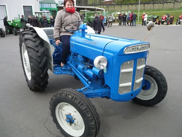 Super Dexta von Grabner Maria (Baujahr 1964) – Traktor-Oldtimer-Club Markt Hartmannsdorf