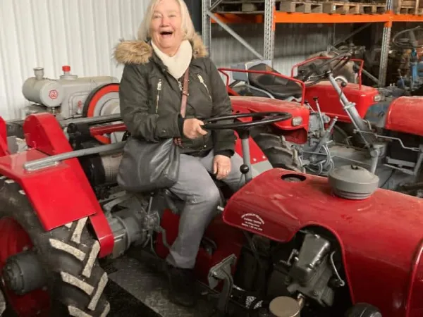 BUSAUSFLUG EGGENBERG 2023 – Traktor-Oldtimer-Club Markt Hartmannsdorf, Foto 8