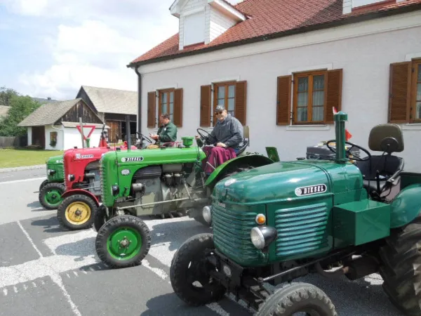 BURGENLAND 2013 – Traktor-Oldtimer-Club Markt Hartmannsdorf, Foto 9