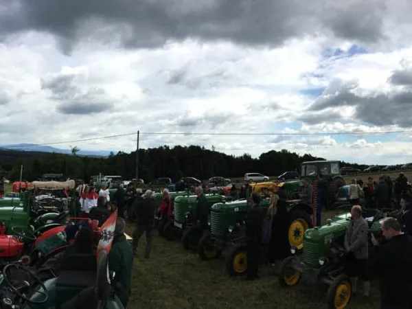 AUSFAHRT DREILÄNDERECK-TRAKTORWEIHE 2016 – Traktor-Oldtimer-Club Markt Hartmannsdorf, Foto 7