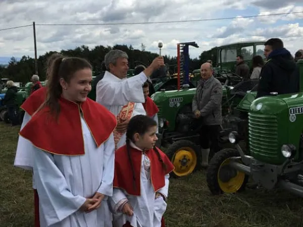 AUSFAHRT DREILÄNDERECK-TRAKTORWEIHE 2016 – Traktor-Oldtimer-Club Markt Hartmannsdorf, Foto 8