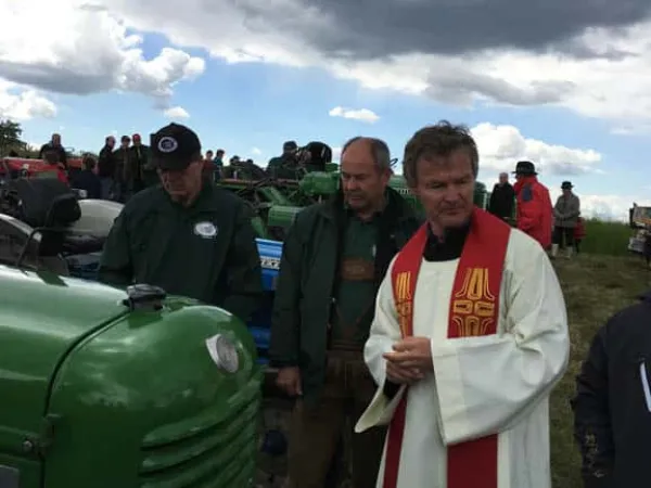 AUSFAHRT DREILÄNDERECK-TRAKTORWEIHE 2016 – Traktor-Oldtimer-Club Markt Hartmannsdorf, Foto 10