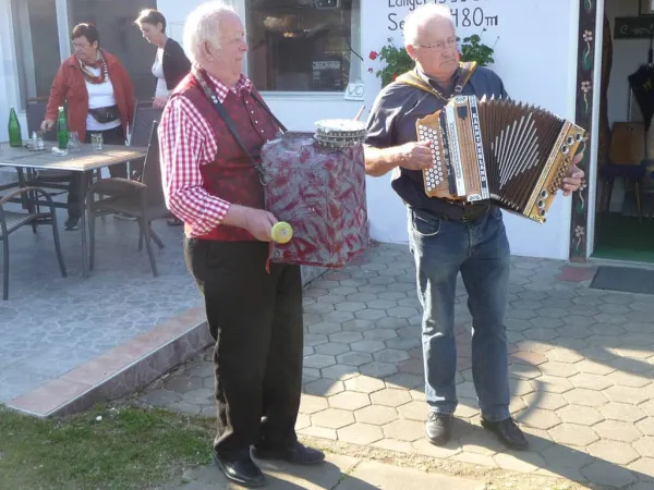 BUSAUSFLUG MUSEUM LEGENSTEIN 2017 – Traktor-Oldtimer-Club Markt Hartmannsdorf, Foto 14