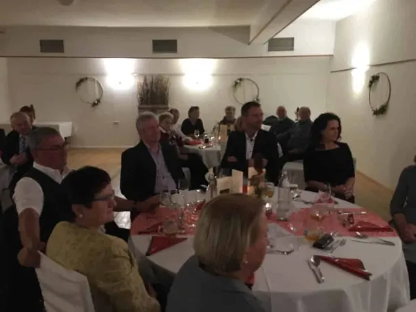 WEIHNACHTSFEIER 2019 – Traktor-Oldtimer-Club Markt Hartmannsdorf, Foto 2