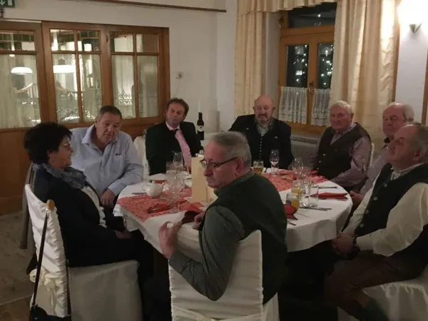 WEIHNACHTSFEIER 2019 – Traktor-Oldtimer-Club Markt Hartmannsdorf, Foto 6