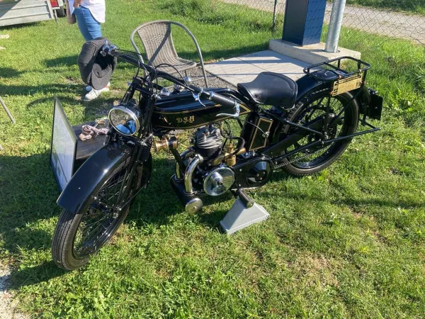 AUSFAHRT STUBENBERG 2022 – Traktor-Oldtimer-Club Markt Hartmannsdorf, Foto 3