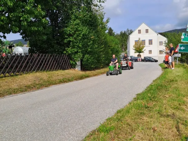 AUSFAHRT STUBENBERG 2022 – Traktor-Oldtimer-Club Markt Hartmannsdorf, Foto 8