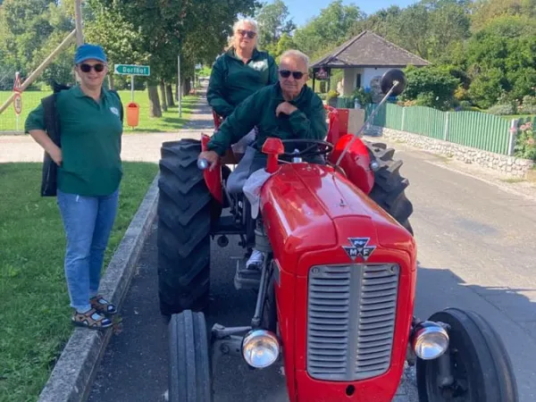 AUSFAHRT STUBENBERG 2022 – Traktor-Oldtimer-Club Markt Hartmannsdorf, Foto 9