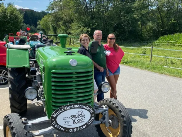 AUSFAHRT VEREIN HERZKRANKE KINDER 2022 – Traktor-Oldtimer-Club Markt Hartmannsdorf, Foto 3