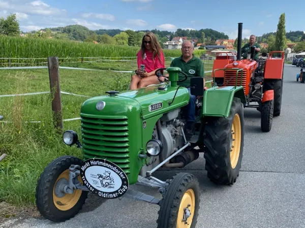 AUSFAHRT VEREIN HERZKRANKE KINDER 2022 – Traktor-Oldtimer-Club Markt Hartmannsdorf, Foto 15