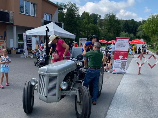 AUSFAHRT VEREIN HERZKRANKE KINDER 2022 – Traktor-Oldtimer-Club Markt Hartmannsdorf, Foto 16