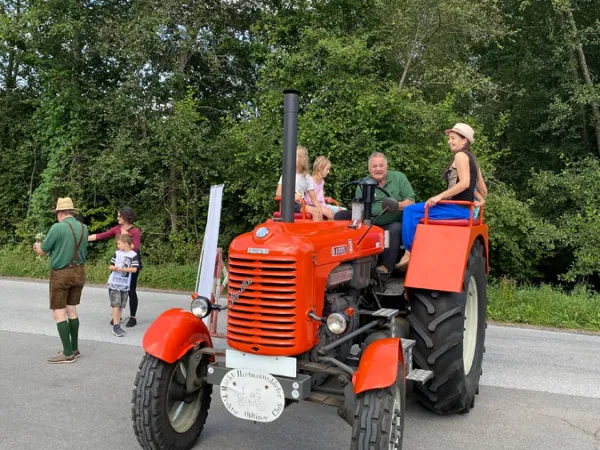 AUSFAHRT VEREIN HERZKRANKE KINDER 2022 – Traktor-Oldtimer-Club Markt Hartmannsdorf, Foto 21