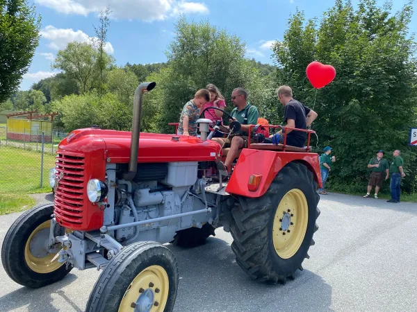 AUSFAHRT VEREIN HERZKRANKE KINDER 2022 – Traktor-Oldtimer-Club Markt Hartmannsdorf, Foto 26