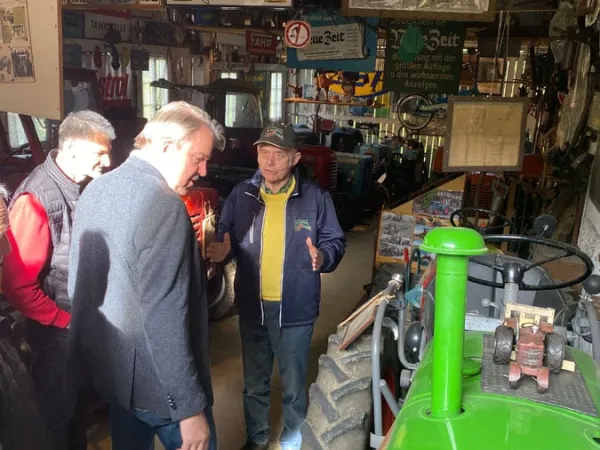 BUSAUSFLUG ANTON´S OLDTIMER 2024 – Traktor-Oldtimer-Club Markt Hartmannsdorf, Foto 9