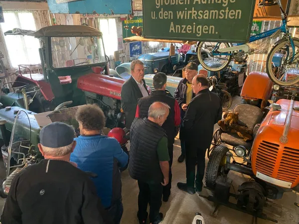 BUSAUSFLUG ANTON´S OLDTIMER 2024 – Traktor-Oldtimer-Club Markt Hartmannsdorf, Foto 10