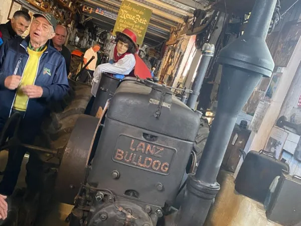 BUSAUSFLUG ANTON´S OLDTIMER 2024 – Traktor-Oldtimer-Club Markt Hartmannsdorf, Foto 14