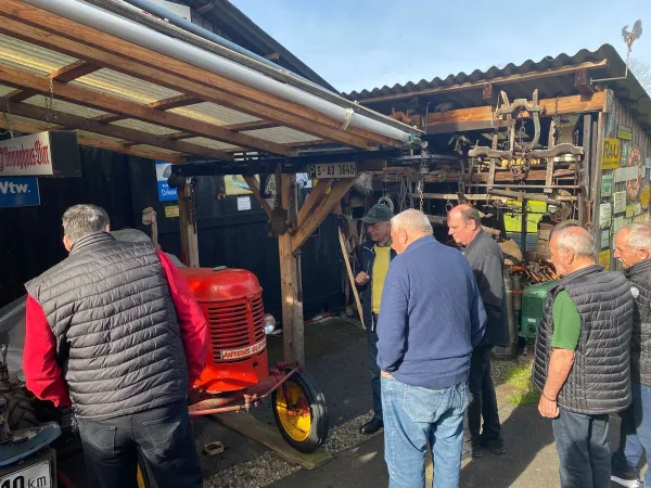 BUSAUSFLUG ANTON´S OLDTIMER 2024 – Traktor-Oldtimer-Club Markt Hartmannsdorf, Foto 17