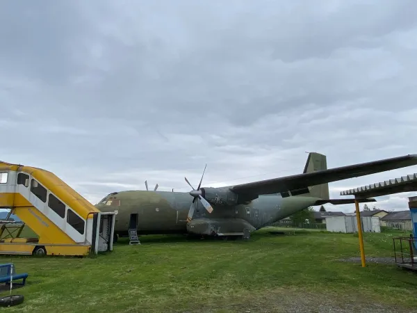 BUSAUSFLUG FLUGHAFEN THALERHOF 2025 – Traktor-Oldtimer-Club Markt Hartmannsdorf, Foto 9